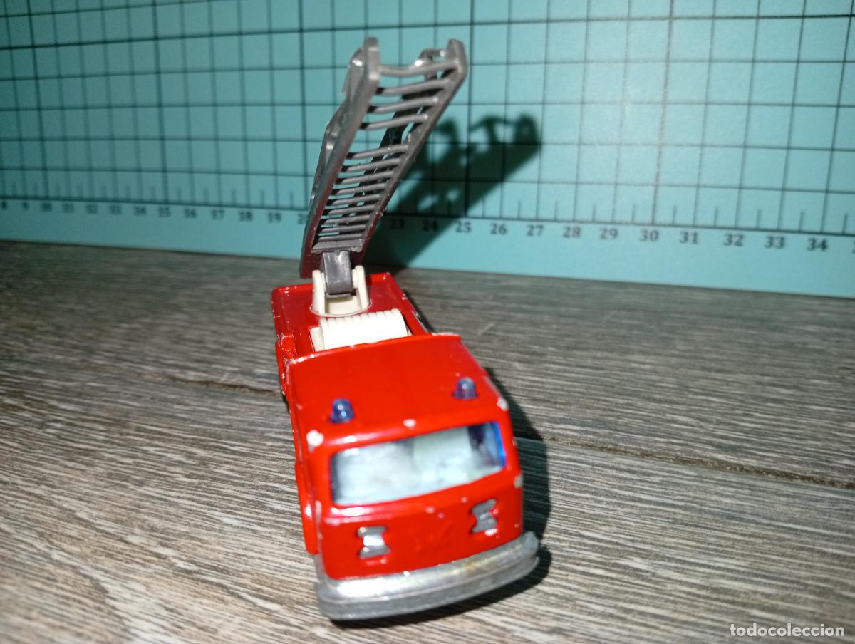 Coches a escala: Coche cami&oacute;n de Bomberos Pompier majorette - Foto 10