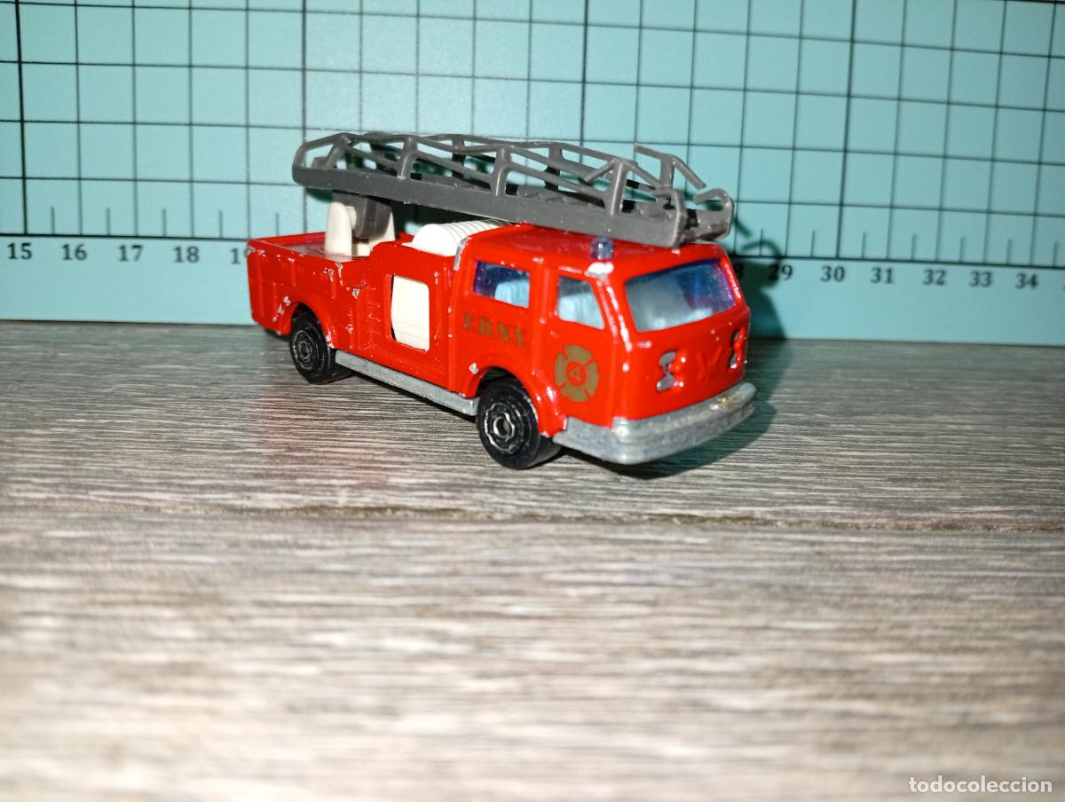 Coches a escala: Coche cami&oacute;n de Bomberos Pompier majorette - Foto 1