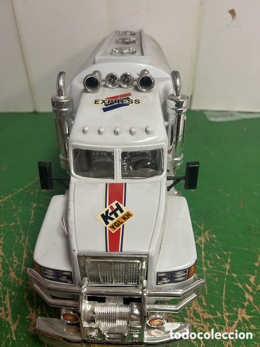 Coches a escala: CAMION CISTERNA CON FREMOLQUE PLASTICO - Foto 3