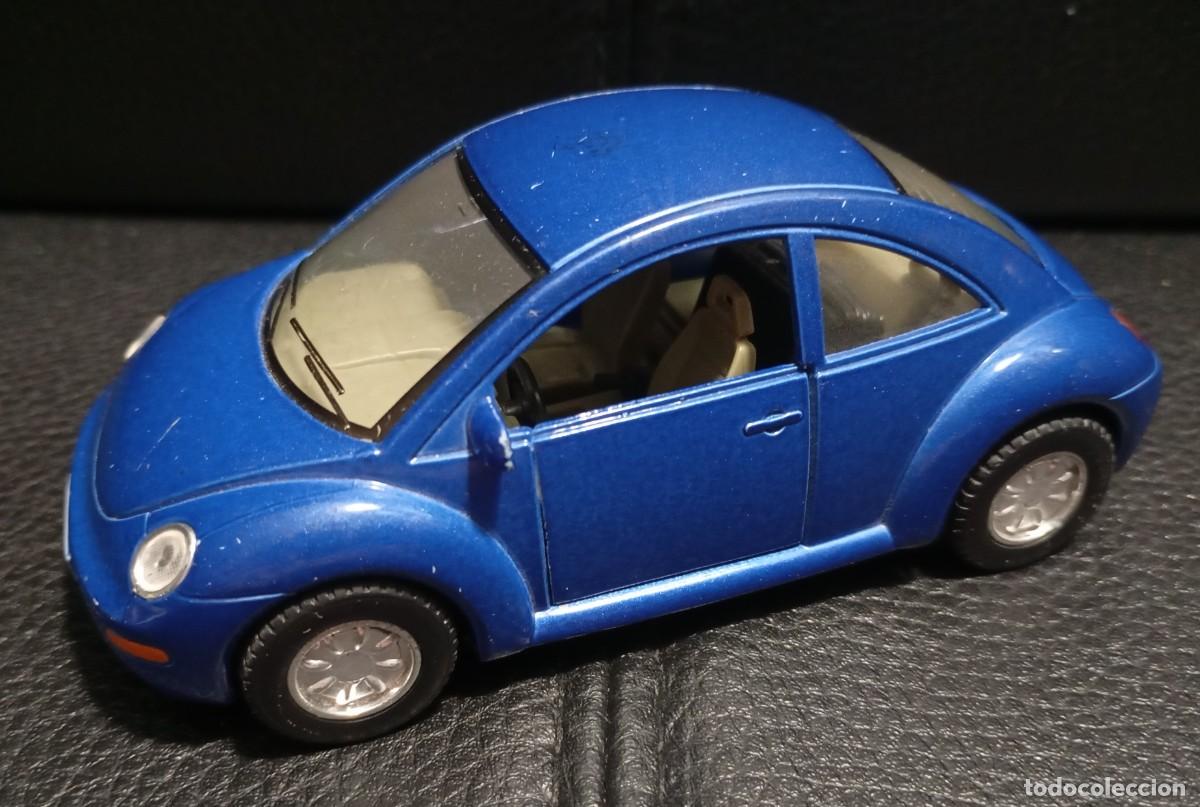 Coches a escala: COCHE VOLKSWAGEN NEW BEETLE - AZUL - ESCALA 1:32 - BUEN ESTADO