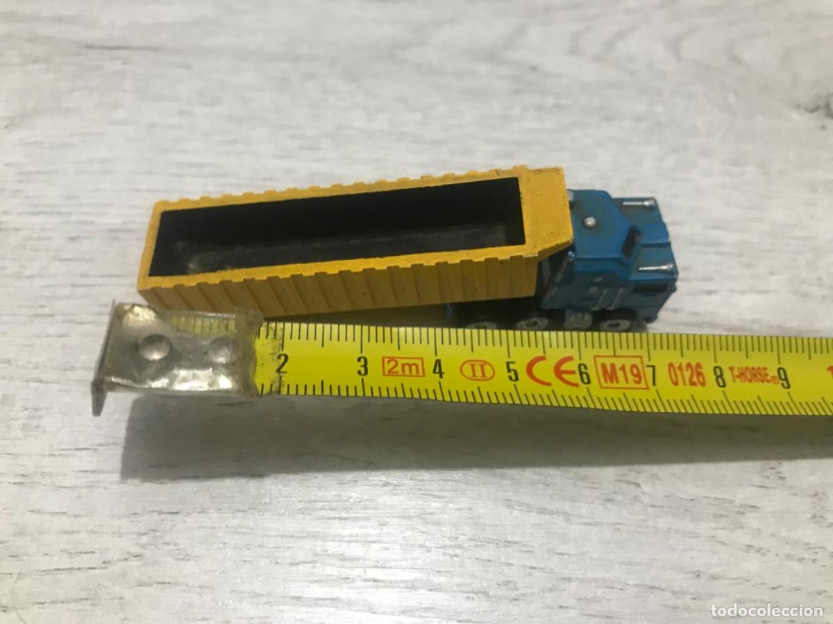 Coches a escala: Lote de 2 camiones micromachin - Foto 11