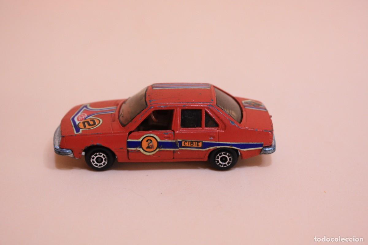 Coches a escala: DICOYS ORIGINAL - RENAULT R18 - Foto 2