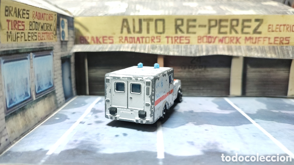 Coches a escala: MAJORETTE - Ambulance* - Foto 2