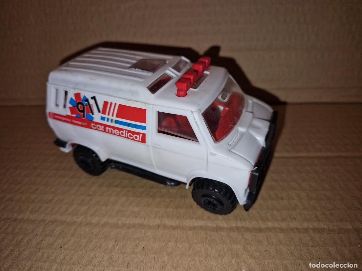 Coches a escala: GUISVAL AMBULANCIA Chevi-van - Foto 1