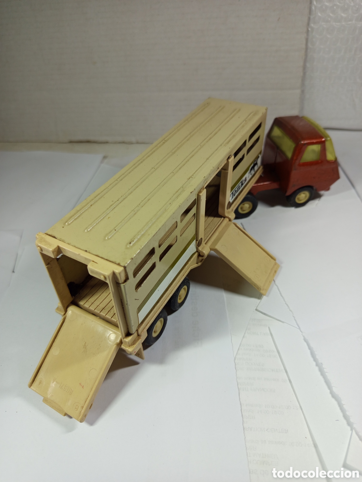 Coches a escala: Cami&oacute;n de transporte de caballos Tonka - Foto 2