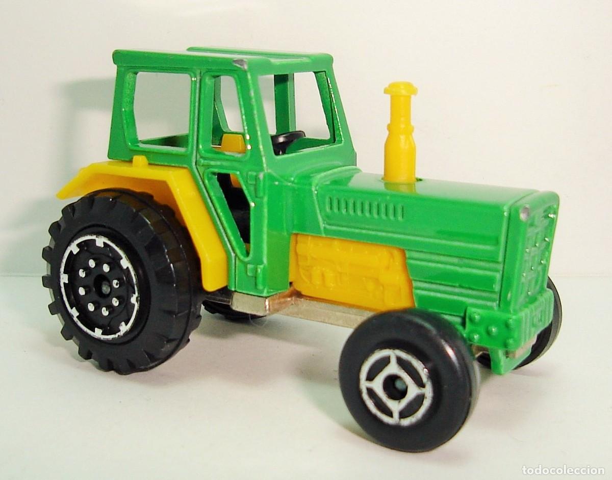 Coches a escala: TRACTOR BICOLOR MAJORETTE ESCALA 1:65 - Foto 2