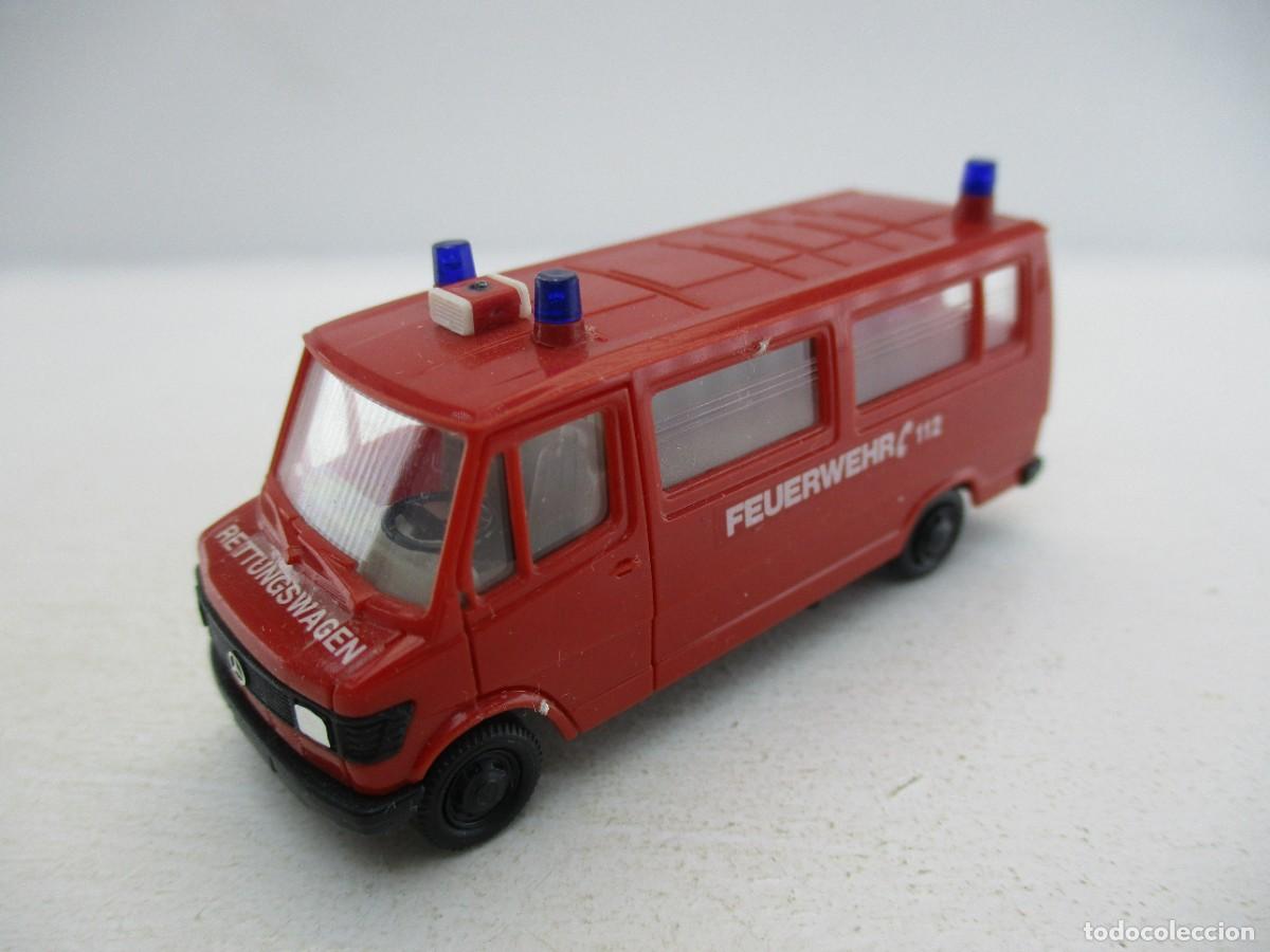 Coches a escala: COCHE ESCALA 1:87 REF B11 - Foto 1