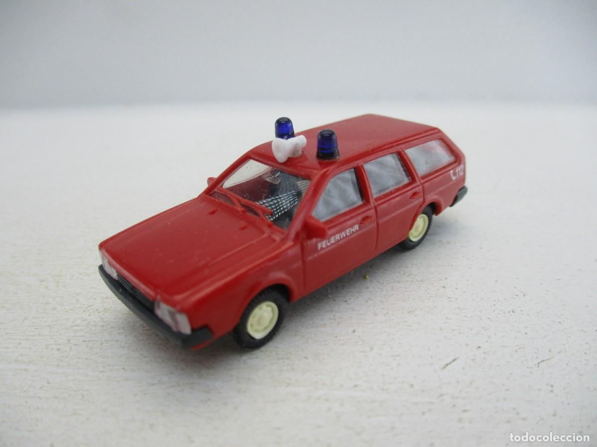 Coches a escala: COCHE ESCALA 1:87 REF B11 - Foto 1