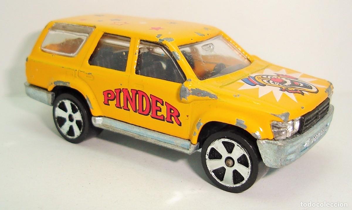 Coches a escala: TOYOTA RUNNER PINDER 2 MAJORETTE ESCALA 1:58 - Foto 2