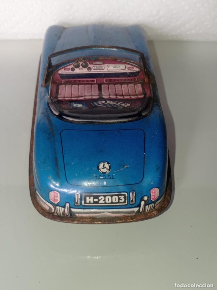 Auto in scala: Antiguo coche descapotable de hojalata &ndash; Mercedes 190SL &ndash; Juguete vintage