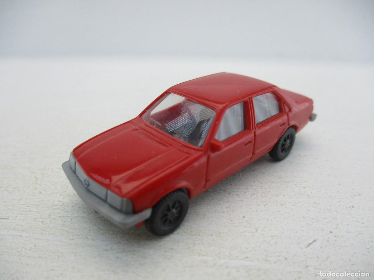 Coches a escala: COCHE ESCALA 1:87 REF C-5 - Foto 1