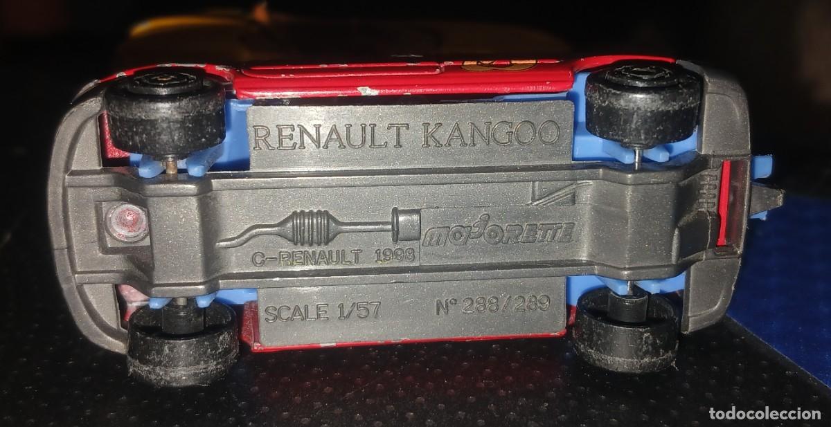 Coches a escala: Renault Kangoo pompier desguace majorette - Foto 6