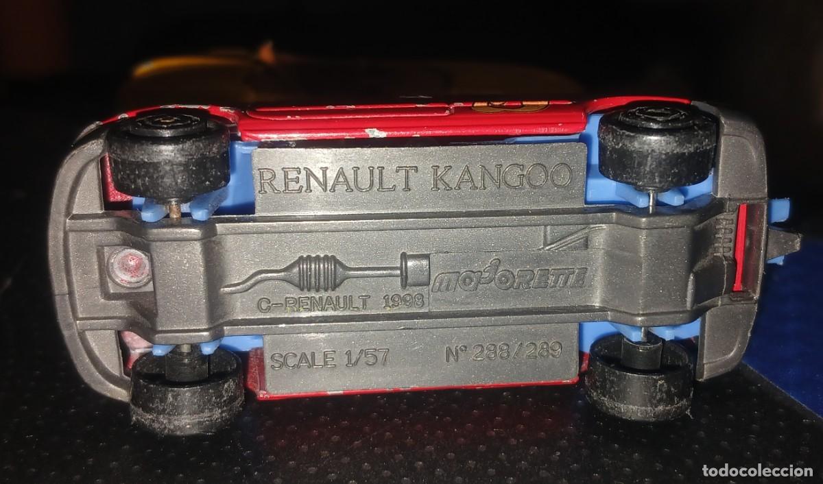 Coches a escala: Renault Kangoo pompier desguace majorette - Foto 7
