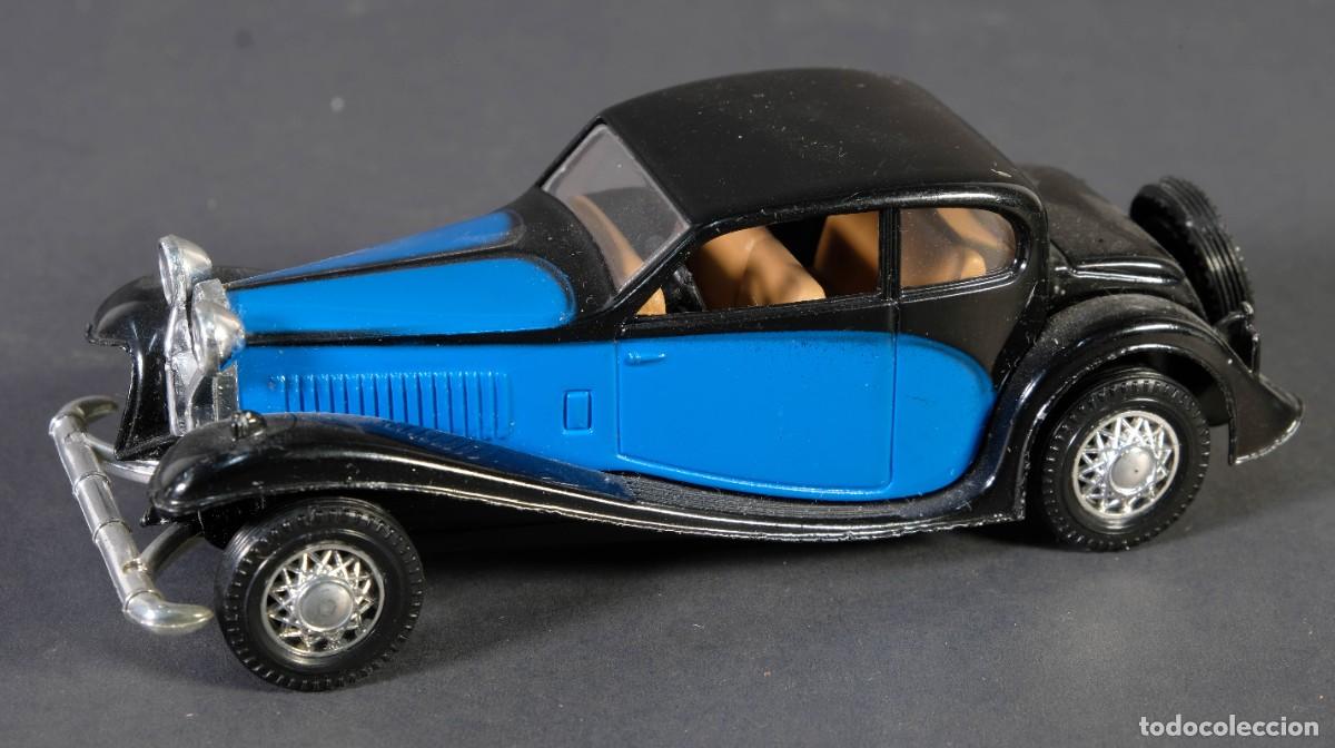 Coches a escala: Vag&oacute;n cl&aacute;sico marca Guisval Bugatti T.50 - Foto 1