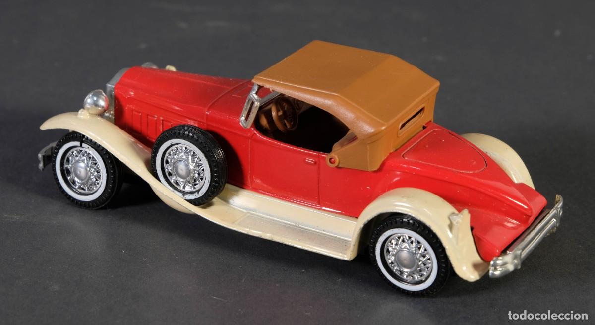 Coches a escala: Coche cl&aacute;sico Packard 1930 marca Guisval - Foto 4