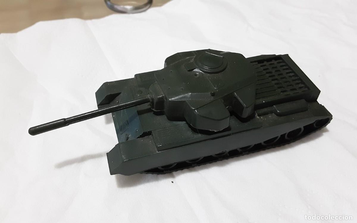 Coches a escala: Tanque CENTURI&Oacute;N III EKO Made spain - Foto 1