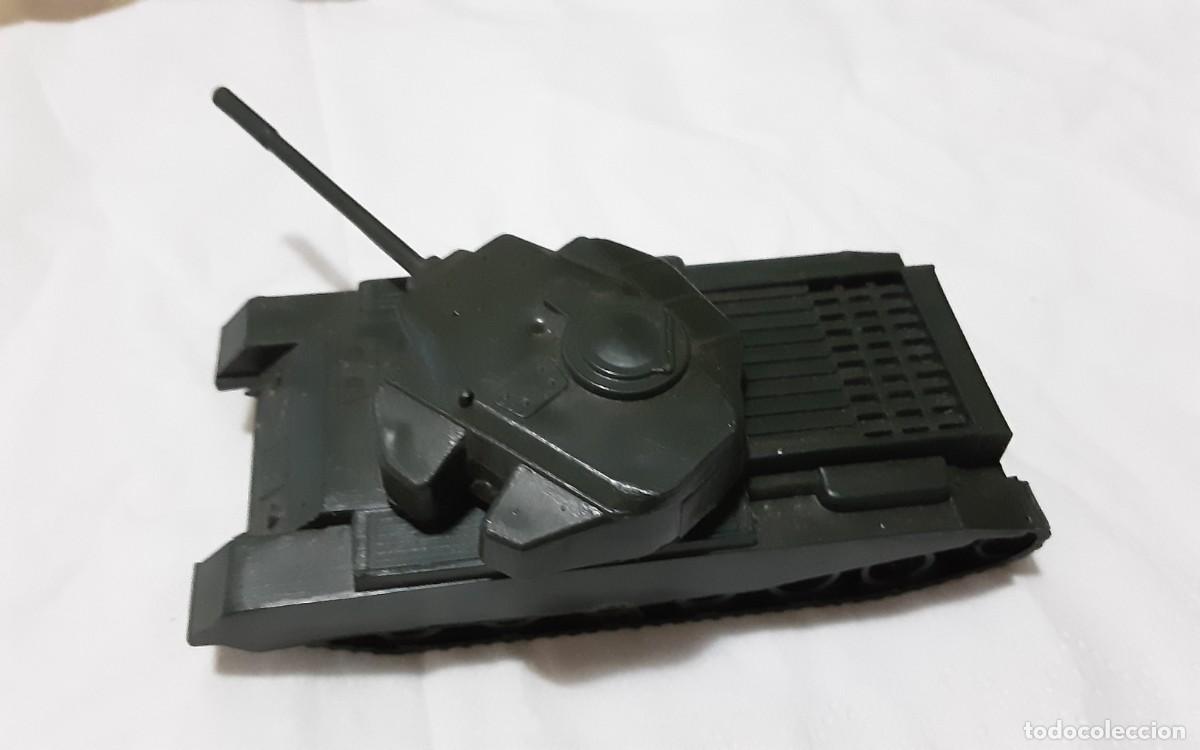 Coches a escala: Tanque CENTURI&Oacute;N III EKO Made spain - Foto 3