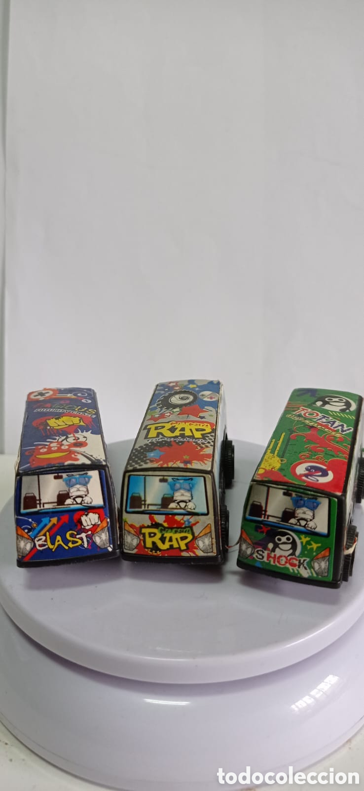 Coches a escala: SIMPATICO LOTE / DE TRES BUSES / DE PVC - Foto 1