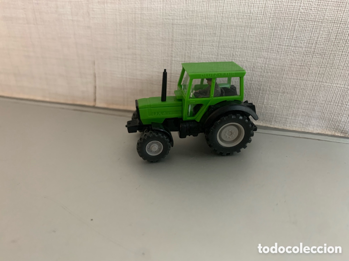 Coches a escala: Tractor verde de wiking miniatura - Foto 3