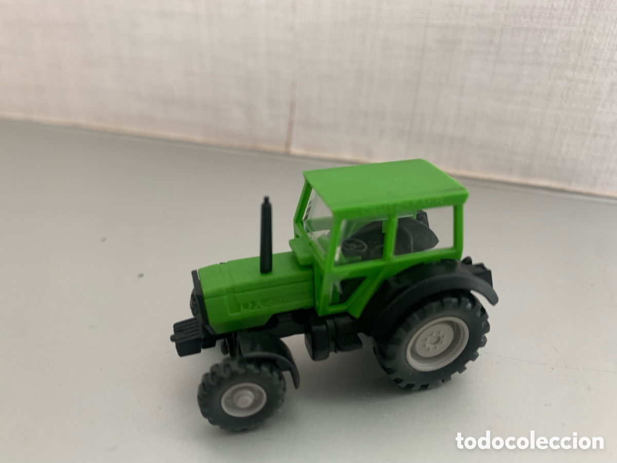 Coches a escala: Tractor verde de wiking miniatura - Foto 1