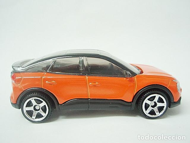 Coches a escala: MATCHBOX MB1425 B * 25 CITROEN E-C4 - Foto 2