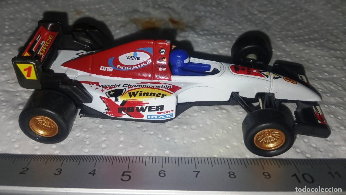 Coches a escala: Formula 1 con retrofricci&oacute;n - Foto 3