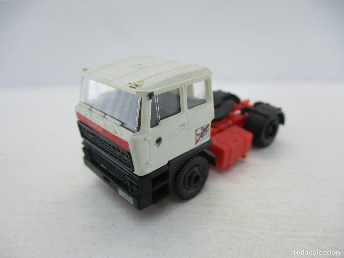 Coches a escala: CAMION ESCALA 1:87 REF AK - Foto 1