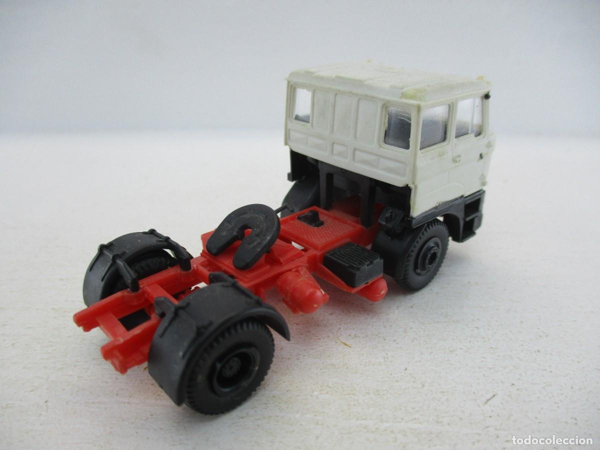 Coches a escala: CAMION ESCALA 1:87 REF AK - Foto 2