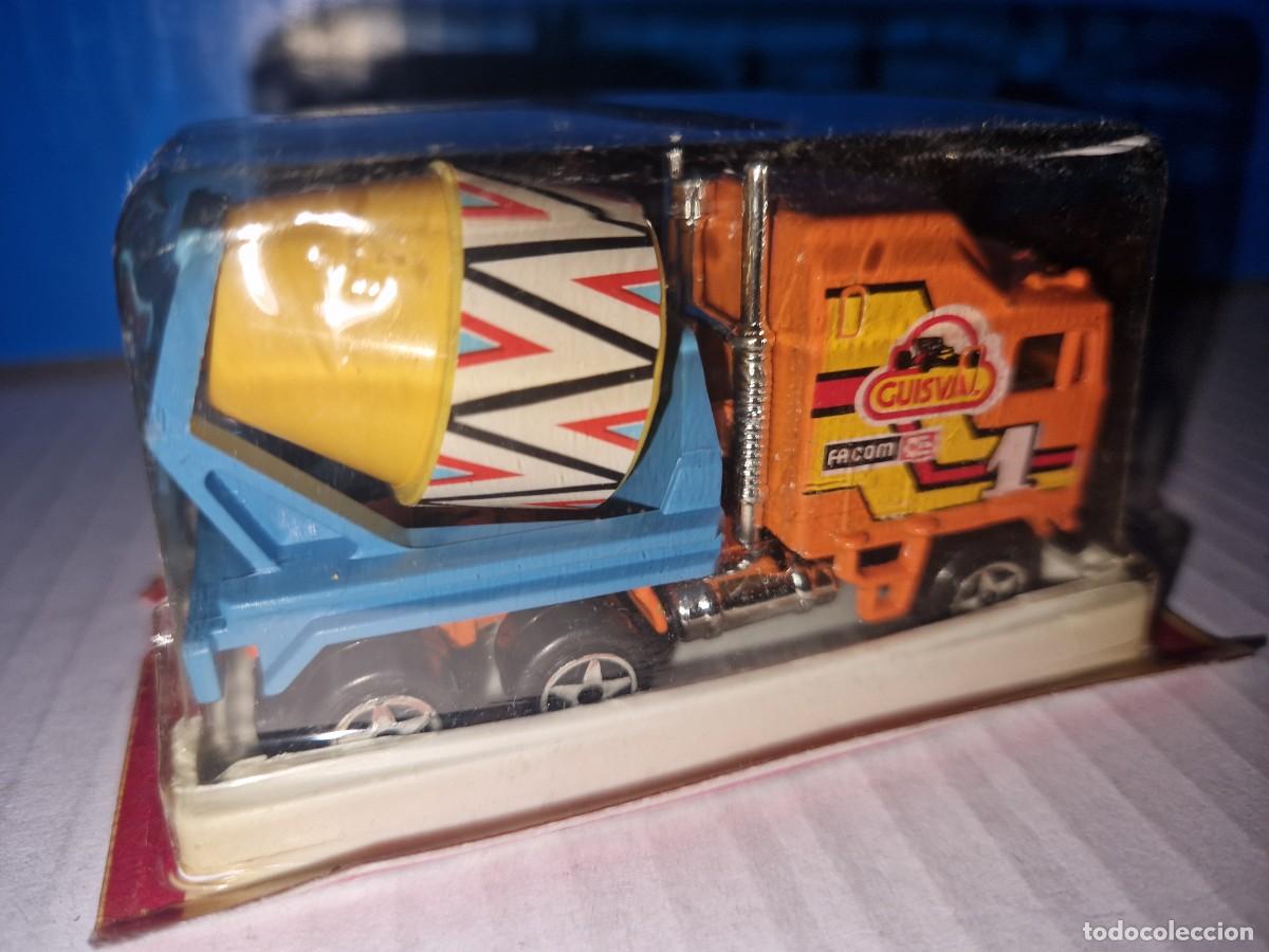 Coches a escala: GUISVAL CAMION TRANSPORTE CEMENTO - Foto 2