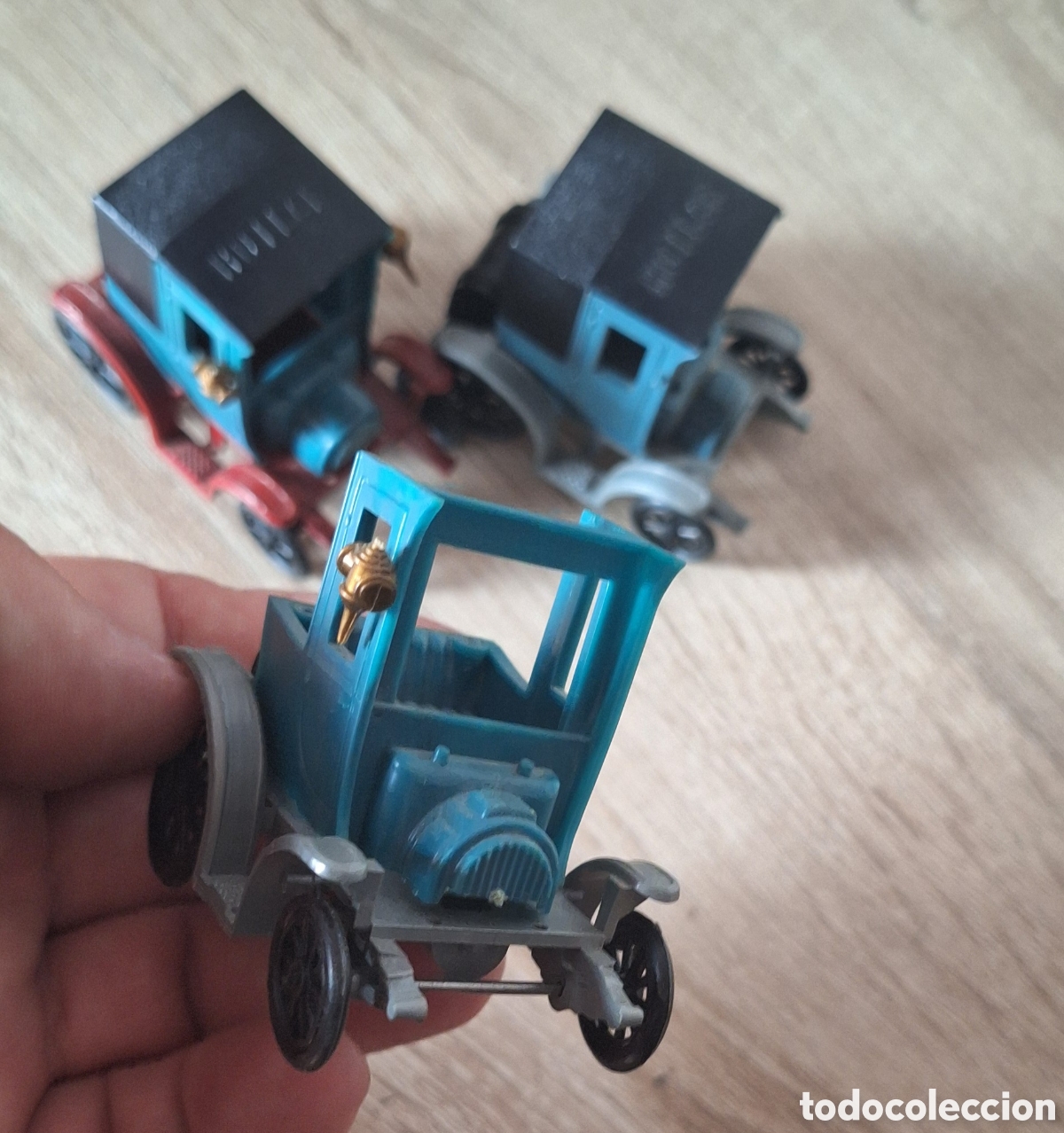 Coches a escala: Lote de Coches Cl&aacute;sicos de Pl&aacute;stico - Foto 10