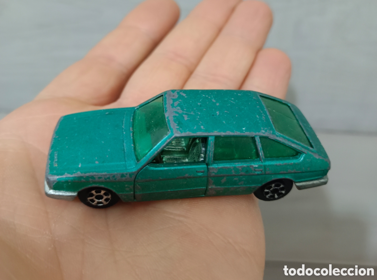 Coches a escala: Chrysler 150 pilen escala 1/64 - Foto 1