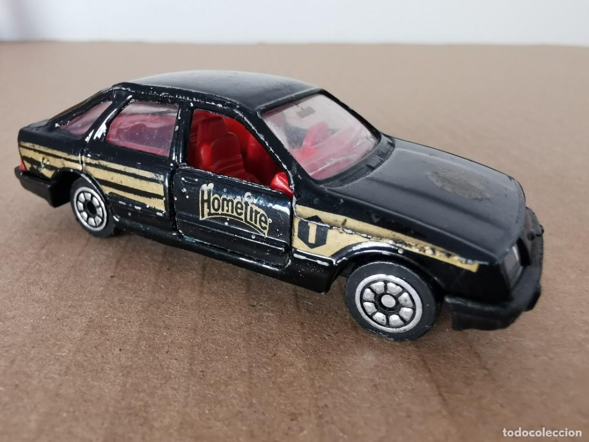 Voitures &agrave; l'&eacute;chelle: Ford Sierra 2.3 Ghia 1/64 Corgi