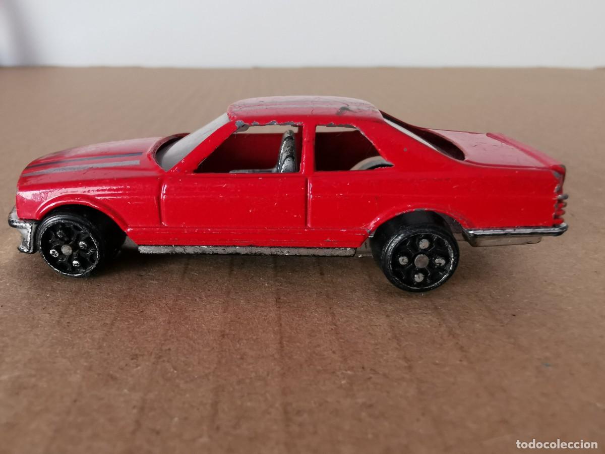 Coches a escala: Mercedes Benz 500 SEC 1/64 - Foto 3