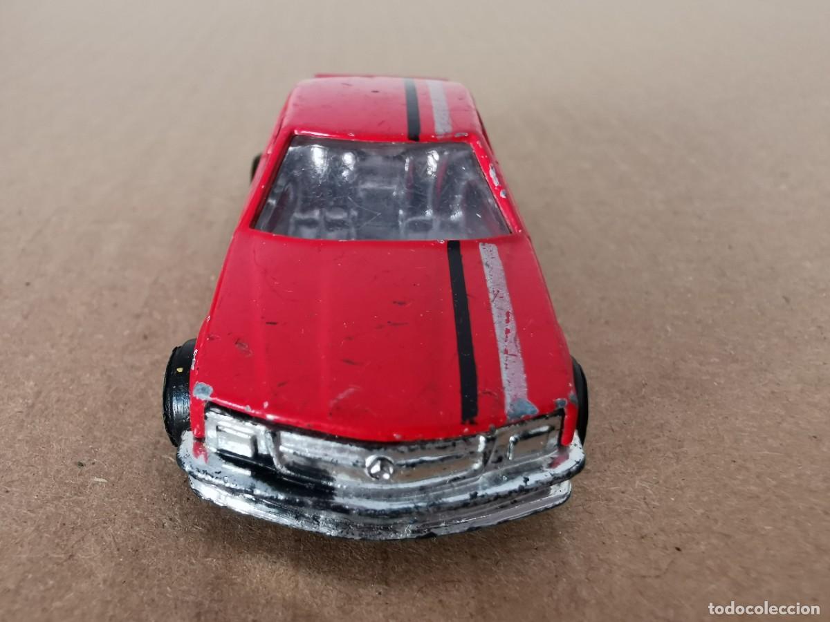 Coches a escala: Mercedes Benz 500 SEC 1/64 - Foto 2