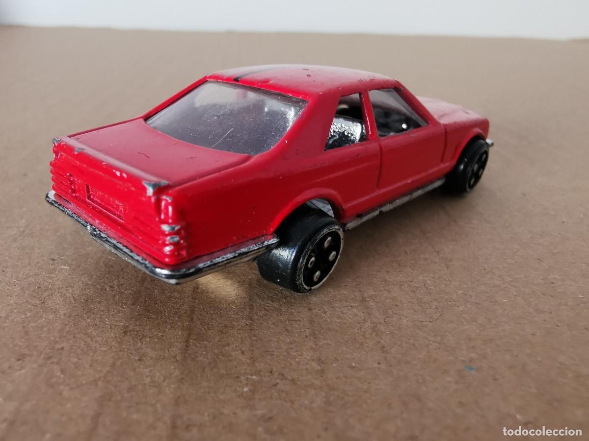 Coches a escala: Mercedes Benz 500 SEC 1/64 - Foto 4