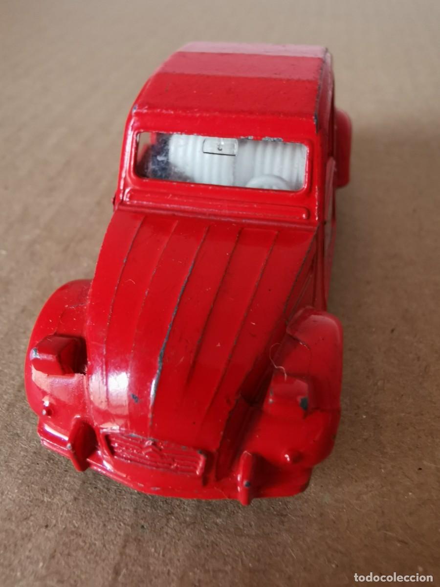 Coches a escala: Citroen 2 CV6 Corgi 1/64 - Foto 2