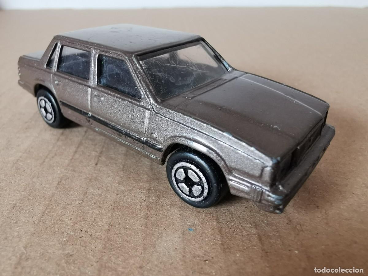 Coches a escala: Volvo 760 Corgi 1/64 - Foto 1