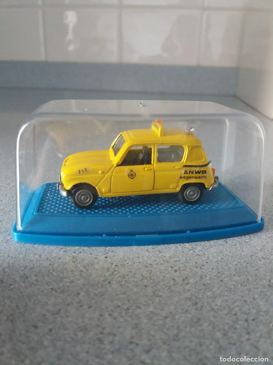 Coches a escala: RENAULT AMARILLO AHC 1/64 - Foto 5