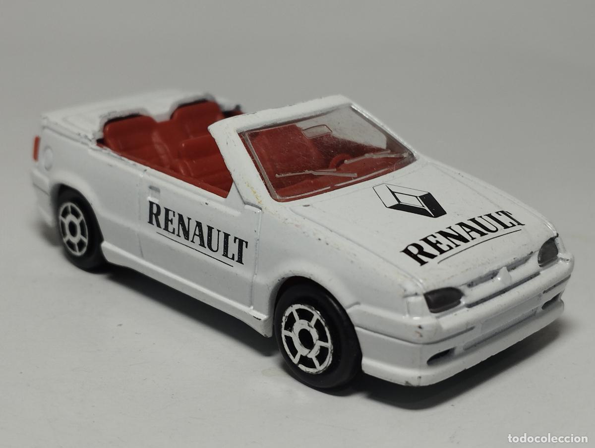 Coches a escala: RENAULT 19 CHAMADE CABRIOLET DE MAJORETTE 1,64 - Foto 2