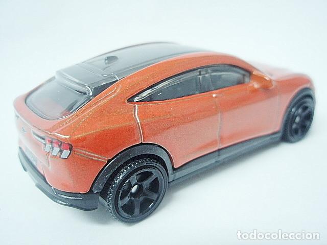 Coches a escala: MATCHBOX MB1303 E * 3 FORD MUSTANG MACH-E DEL 2021 - Foto 4