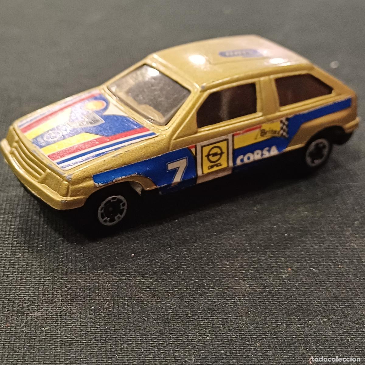 Auto in scala: OPEL CORSA/MIRA-SIRO/MADE IN SPAIN.