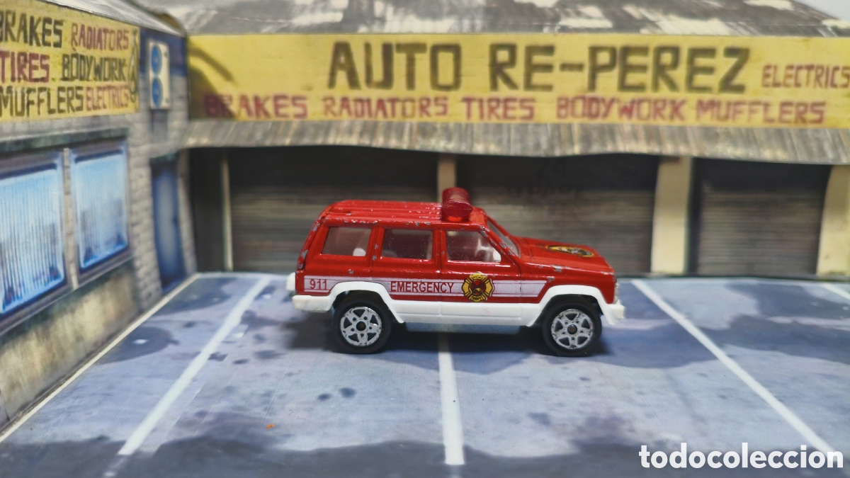 Coches a escala: MAJORETTE - Jeep Cherokee - Foto 4