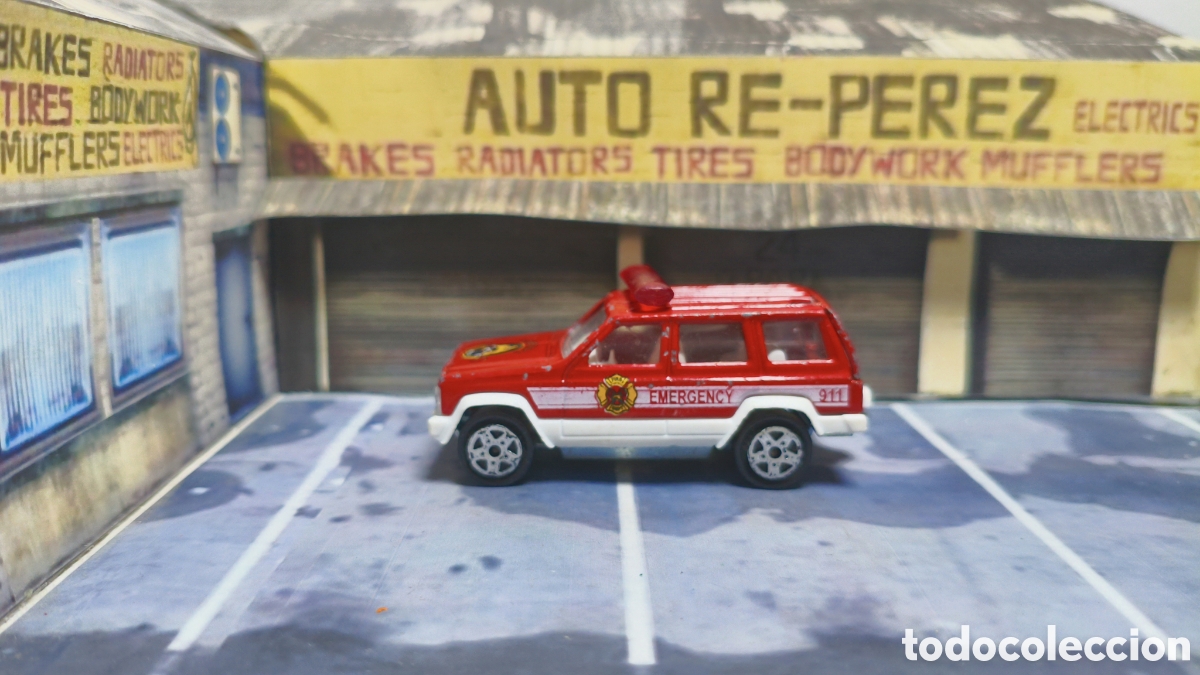 Coches a escala: MAJORETTE - Jeep Cherokee - Foto 3