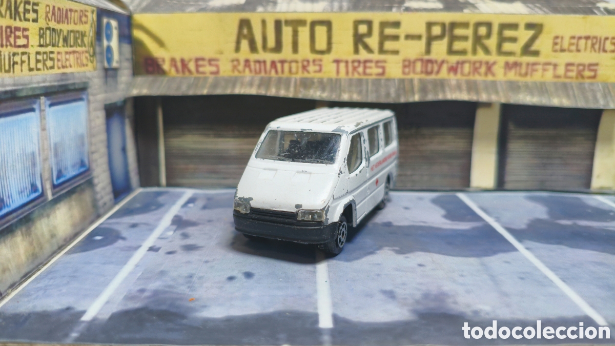 Coches a escala: MAJORETTE - Ford Transit - Foto 1