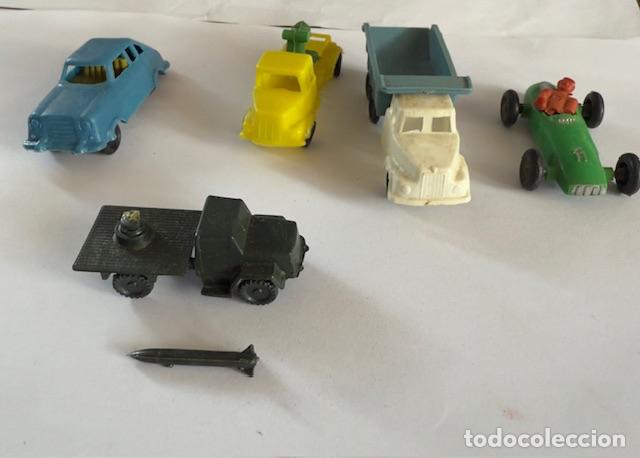 Coches a escala: LOTE DE 5 COCHECITOS DEDIFERENTES MODELOS DE PL&Aacute;STICO - Foto 4