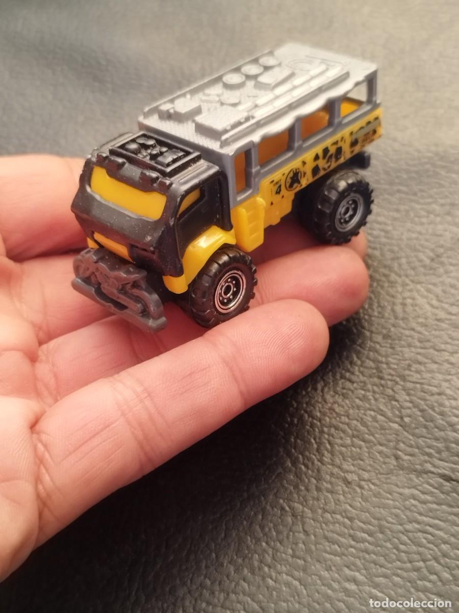 Coches a escala: Coche de juguete Matchbox Travel Tracker. - Foto 1