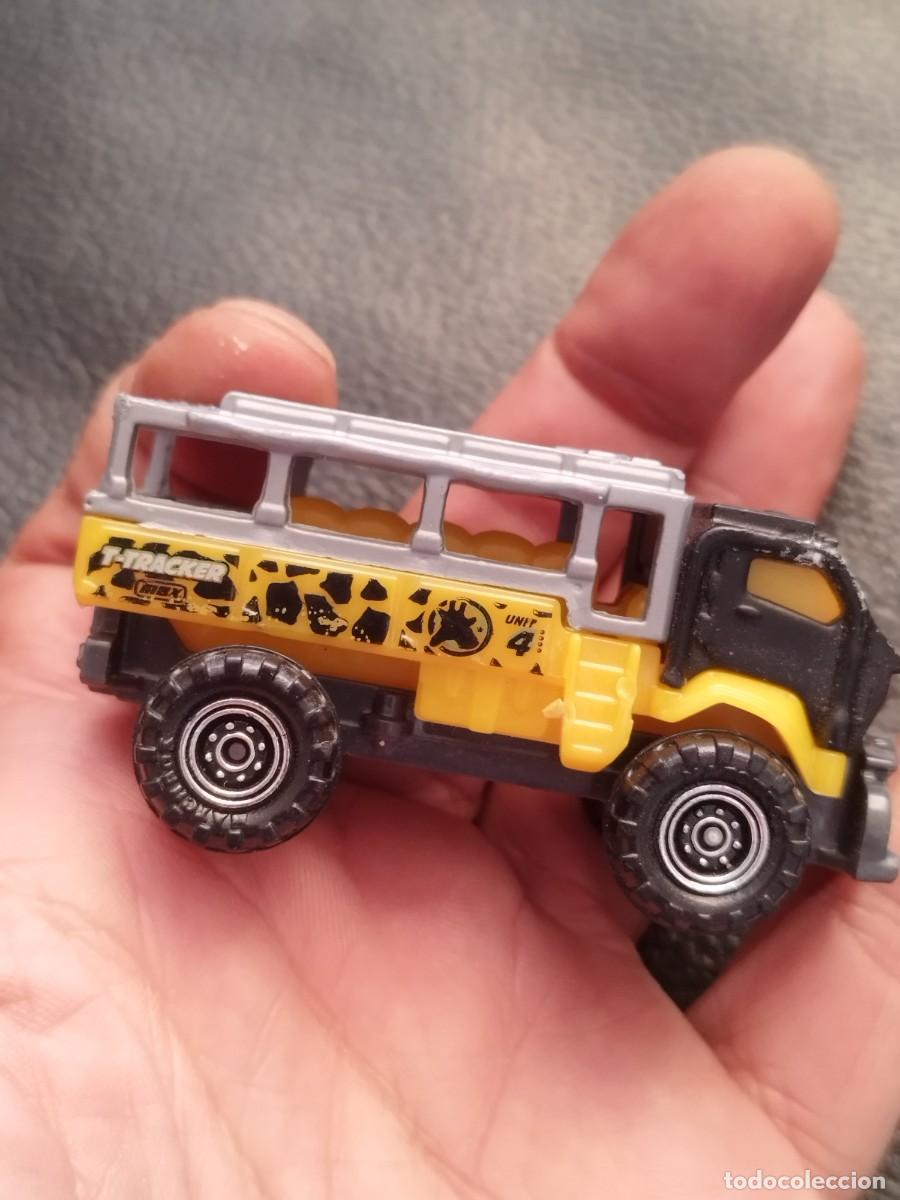 Coches a escala: Coche de juguete Matchbox Travel Tracker. - Foto 4