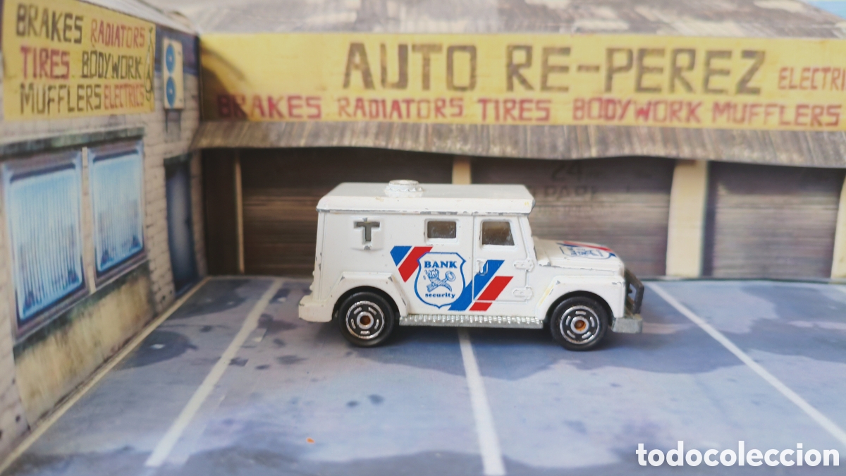 Coches a escala: MAJORETTE - Security Bank - Foto 4