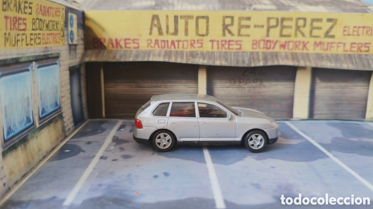 Coches a escala: MAJORETTE - Porsche Cayenne - Foto 4