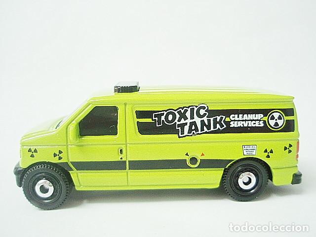 Coches a escala: MATCHBOX MB444 R C * 44 FORD E250 PANEL VAN WITH ROOF LIGHT - Foto 1